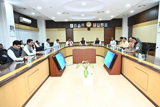 साय कैबिनेट की बैठक में लिए गए 7 बड़े फैसले: किसानों से लेकर लॉजिस्टिक्स तक हुए अहम निर्णय