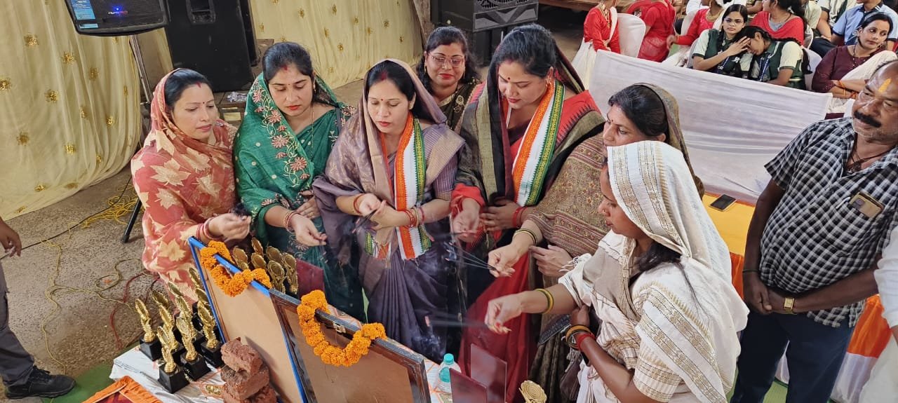 सत्ता परिवर्तन के बाद नवगठित सारंगढ़-बिलाईगढ़ जिला के विकास कार्यों पर लगा ग्रहण