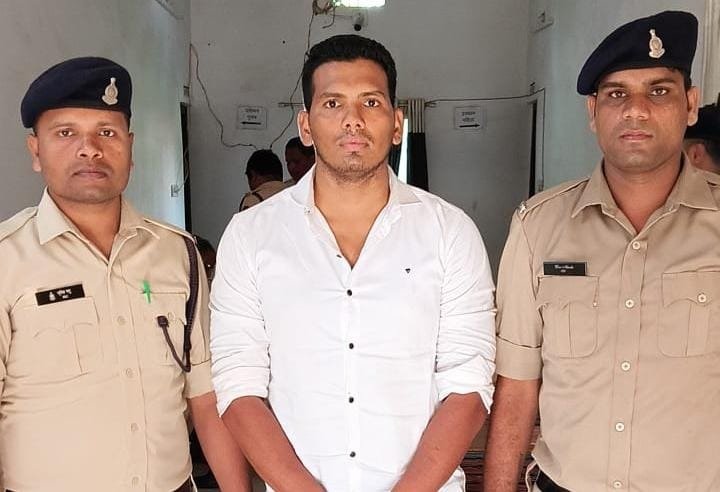 बलौदाबाजार हिंसा मामले में पुलिस की एक और बड़ी कार्रवाई, भीम आर्मी का पूर्व जिला अध्यक्ष गिरफ्तार,