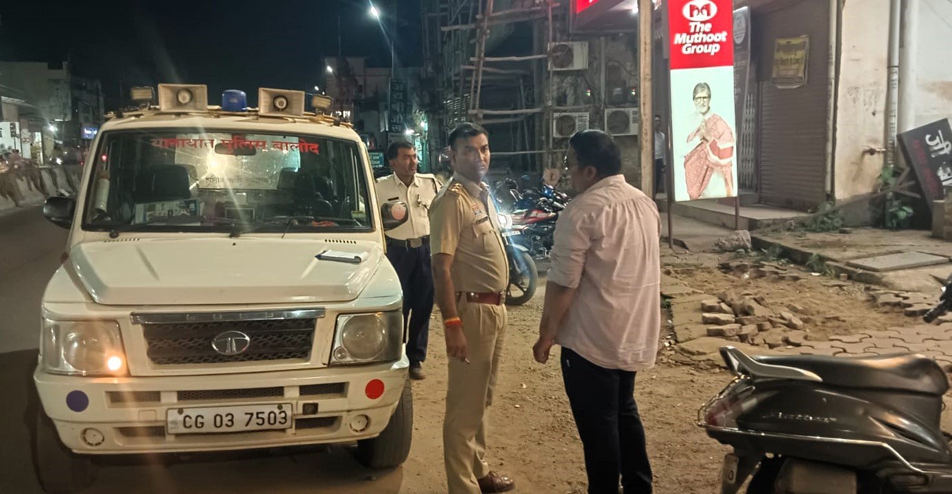 शराबी चालकों पर बालोद पुलिस का धमाका: ढाई माह में 186 पर 20 लाख का चालान, 8000+ उल्लंघनों पर 35 लाख की सजा!