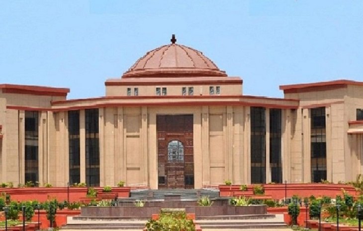 बिलासपुर हाईकोर्ट का बड़ा फैसला: अतिथि व्याख्याता भी मांन्य मातृत्व लाभ के हकदार