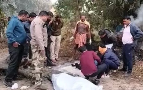 मासूम बच्चे व महिला की मिली जली हुई लाश, मौके पर पहुंची पुलिस कप्तान