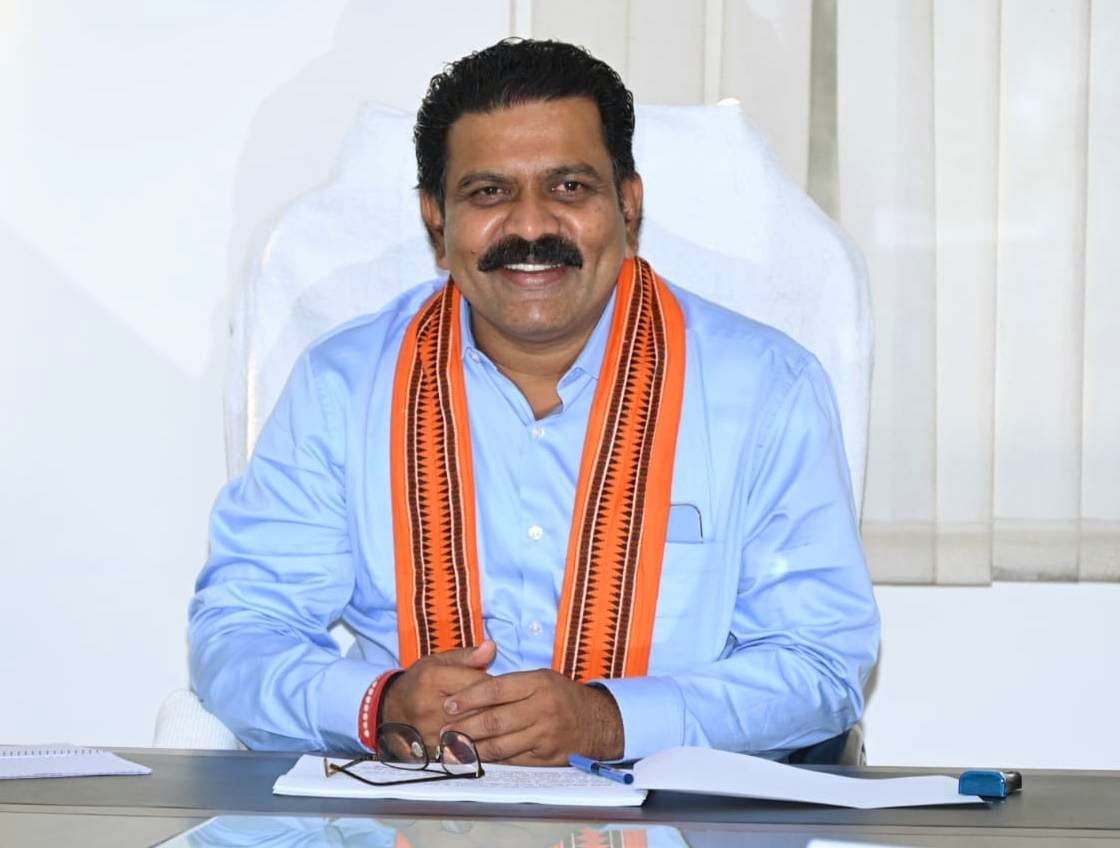 उपमुख्यमंत्री श्री विजय शर्मा के अथक प्रयासों से कवर्धा में मेडिकल कॉलेज खोलने की प्रारंभिक प्रक्रिया शुरू