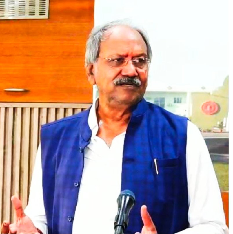 शिक्षा मंत्री बृजमोहन अग्रवाल ने SCERT को जल्द टीईटी परीक्षा आयोजित कराने के दिए निर्देश.