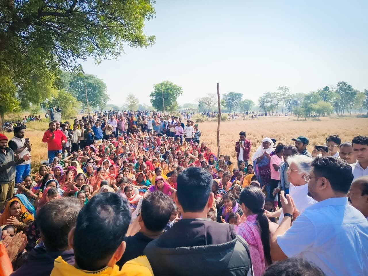 जनसुनवाई में उपस्थित 250 ग्रामीणों के ऊपर एफआईआर दर्ज: देखिए रिपोर्ट