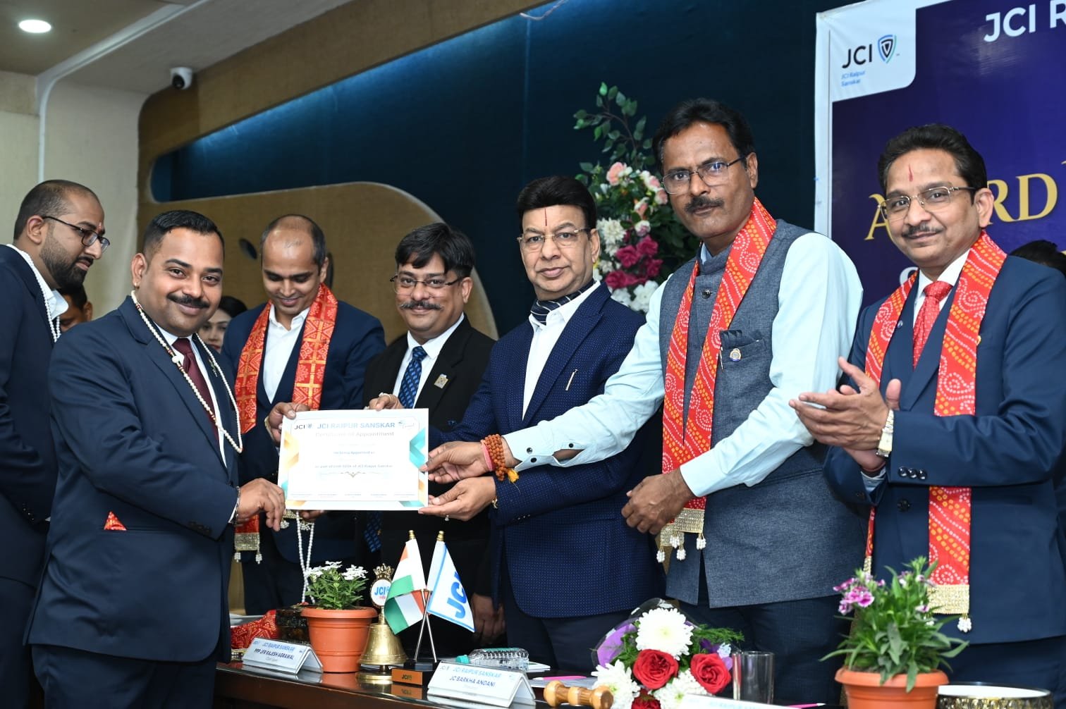 जेसीआई रायपुर संस्कार के वार्षिक उत्सव में प्रतिभाओं का भव्य सम्मान, नवीन टीम का शपथ ग्रहण