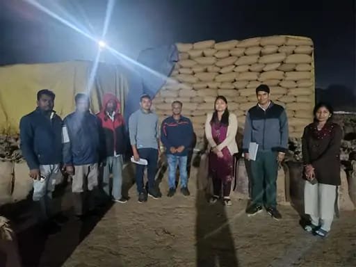 जिले के तमनार धान खरीदी केंद्र में 80 लाख रुपये का घोटाला उजागर: चार कर्मचारी बर्खास्त, एफआईआर दर्ज