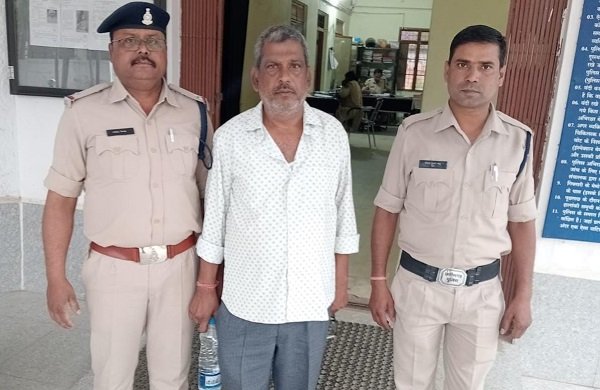 नौकरी लगाने के नाम पर 10 लाख रूपये की धोखाधडी करने वाले आरोपी को किया गिरफ्तार
