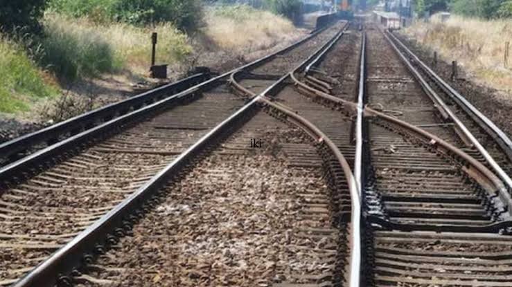 310 किलोमीटर रेल लाइन की घोषणा महज दिखावा , कांग्रेस ,भाजपा की शासन काल मे अब तक ठंडे बस्ते पर