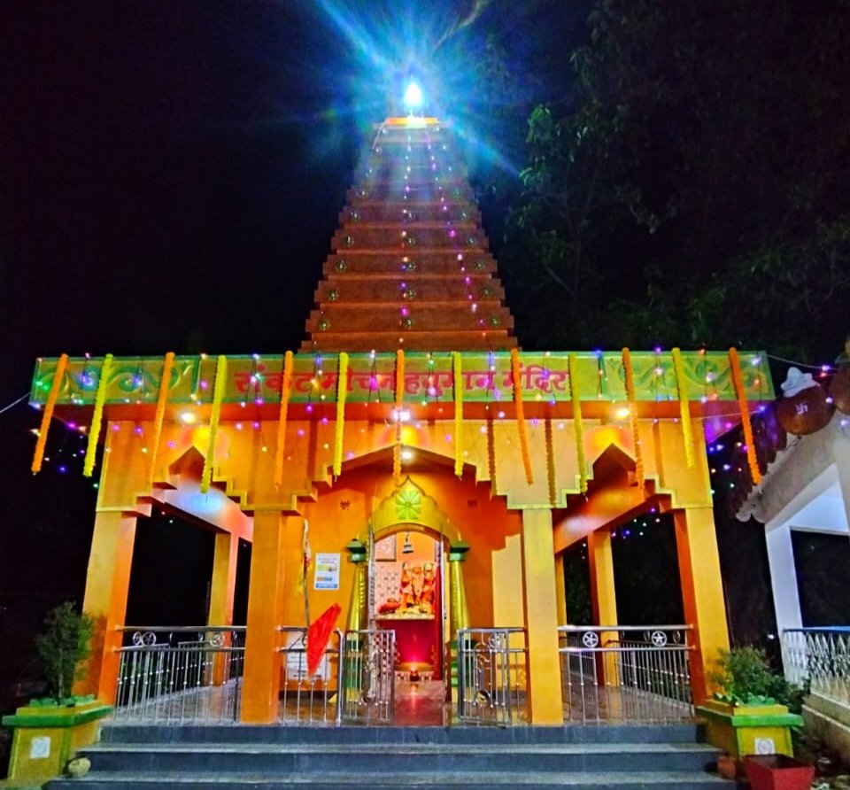 चैत्र नवरात्रि का महापर्व बड़े धूमधाम से मनाया जा रहा है
