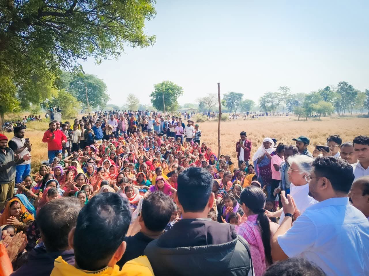 Sarangarh news : जनसुनवाई में उपस्थित 250 ग्रामीणों के ऊपर एफआईआर दर्ज:  देखिए रिपोर्ट