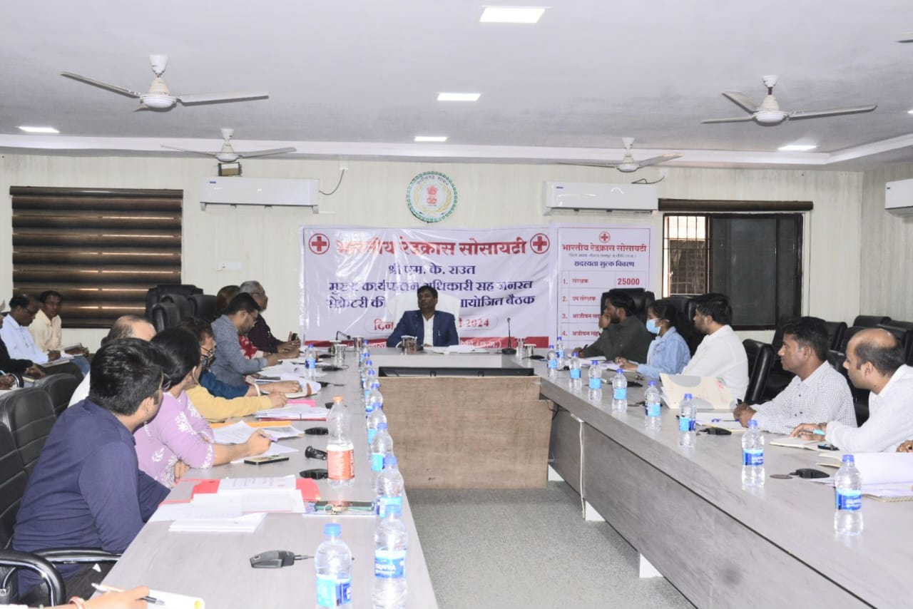 MMAC NEWS : स्वास्थ्य विभाग संवेदनशीलता और सिद्द्त से करें कार्य, जिससे मरीजों का शासकीय चिकित्सालय में विश्वास बने-कलेक्टर