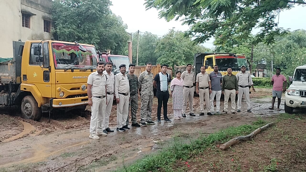 Surajpur News : लटोरी व खड़गवाँ क्षेत्र में अवैध खनिज परिवहन पर कार्रवाई, 9 वाहन जब्त