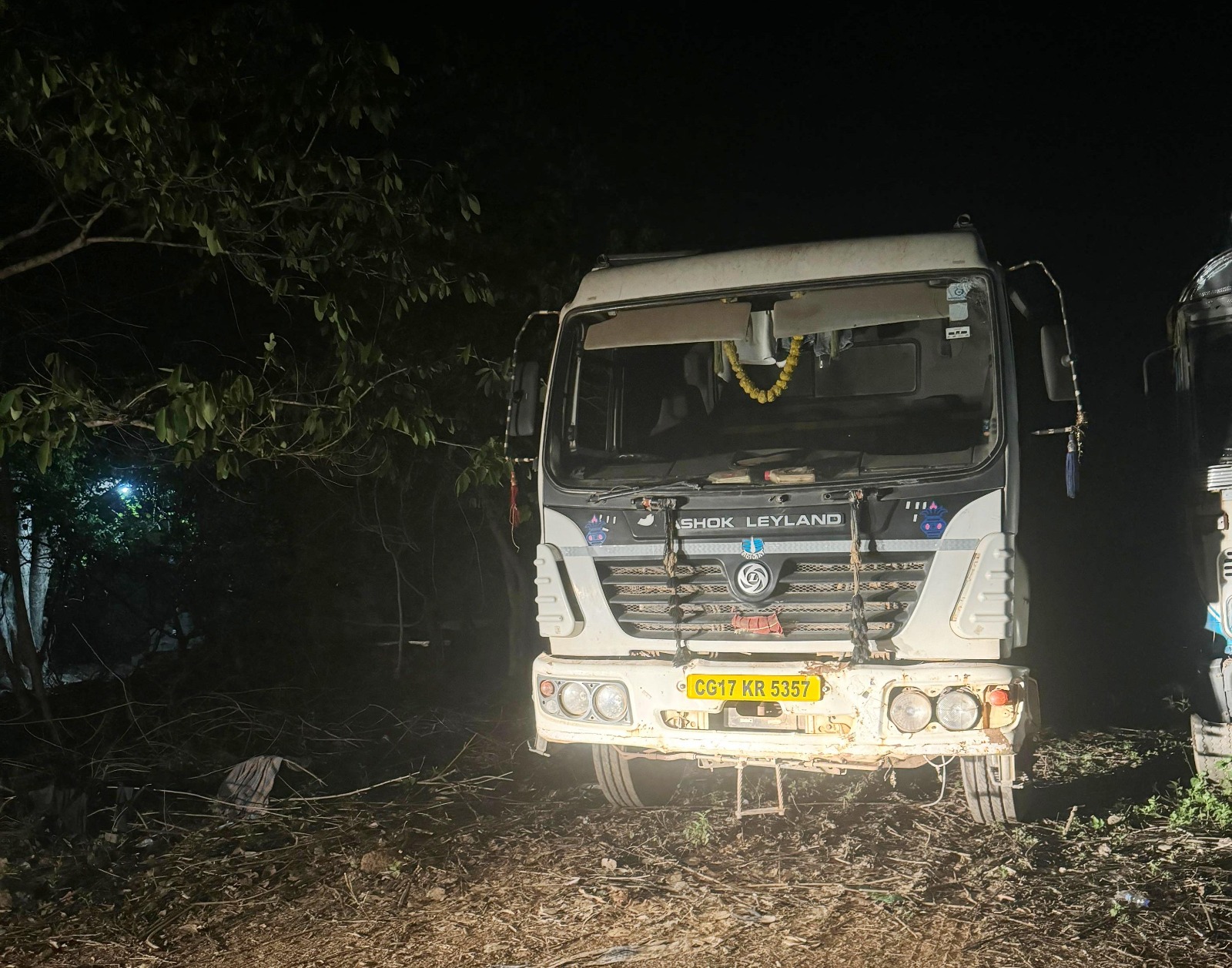 Jagdalpur News : खनिजों के अवैध परिवहन और उत्खनन कर रहे 12 वाहनों पर प्रकरण दर्ज